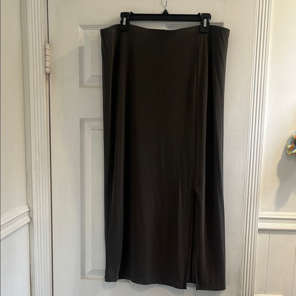 T Tahari Maxi Skirt